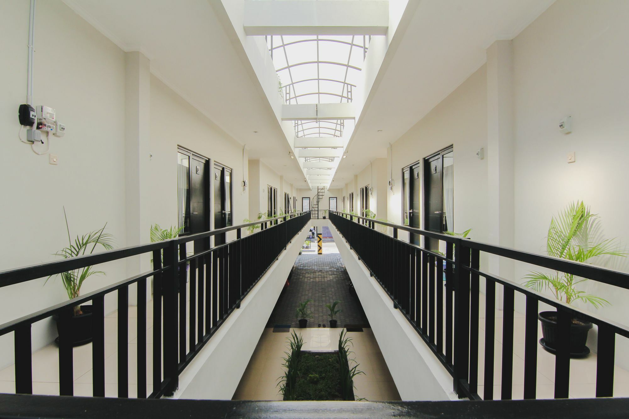 D'Paragon Upn Maguwo Εξωτερικό φωτογραφία